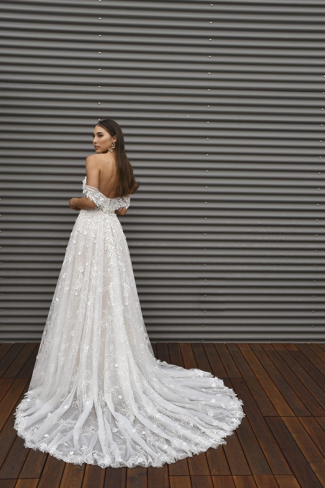 Oasis - White Lily Couture