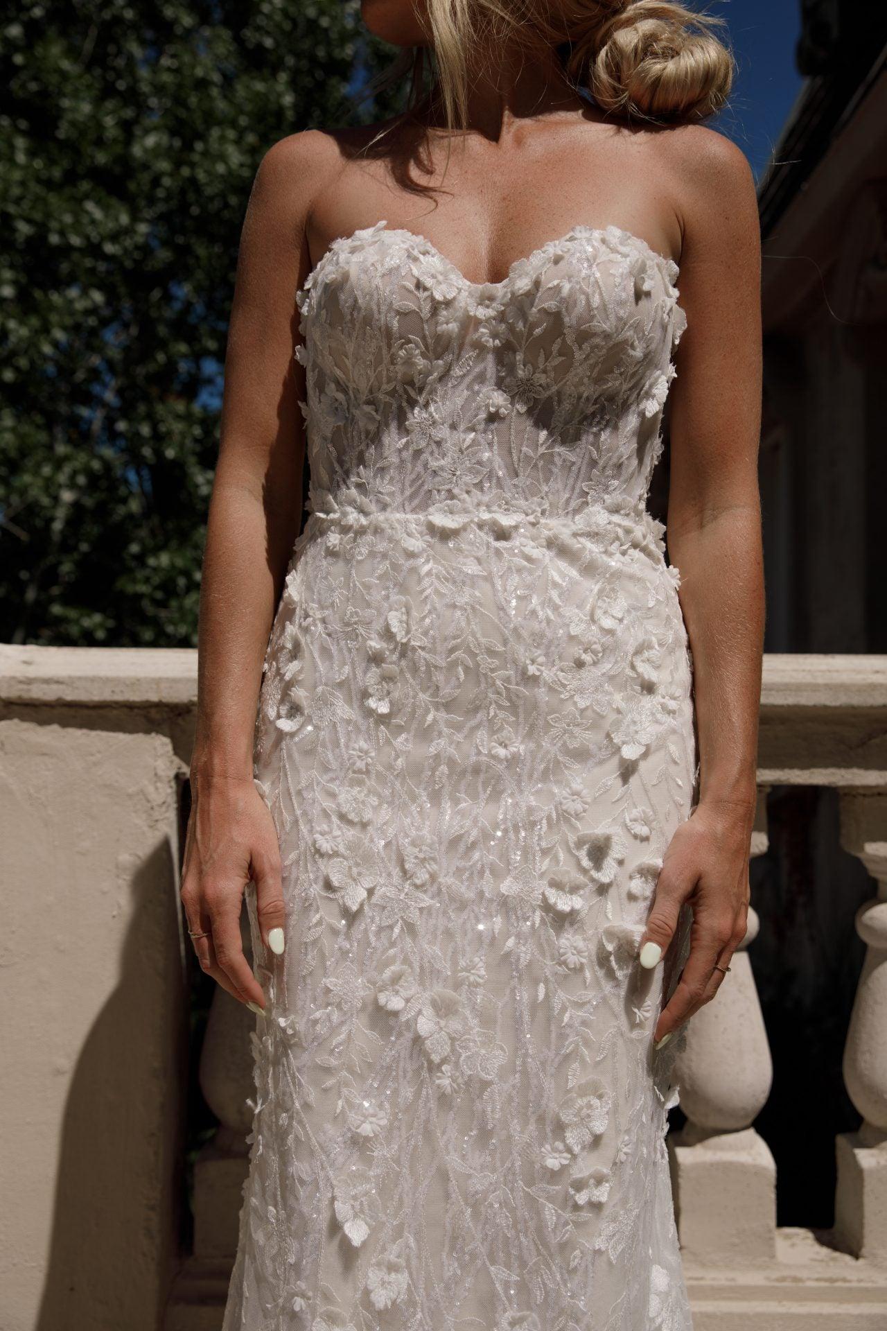Zelda - White Lily Couture