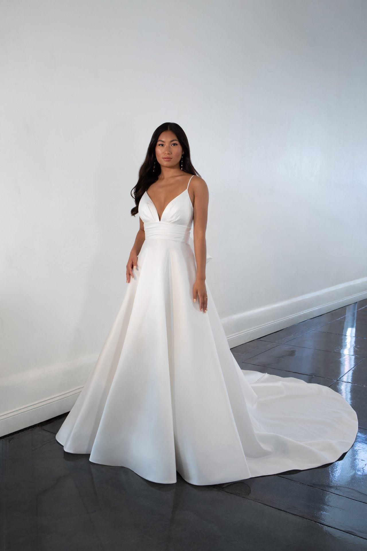 Zodiac - White Lily Couture