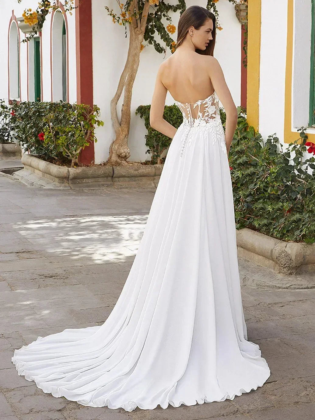 Bethenny - White Lily Couture