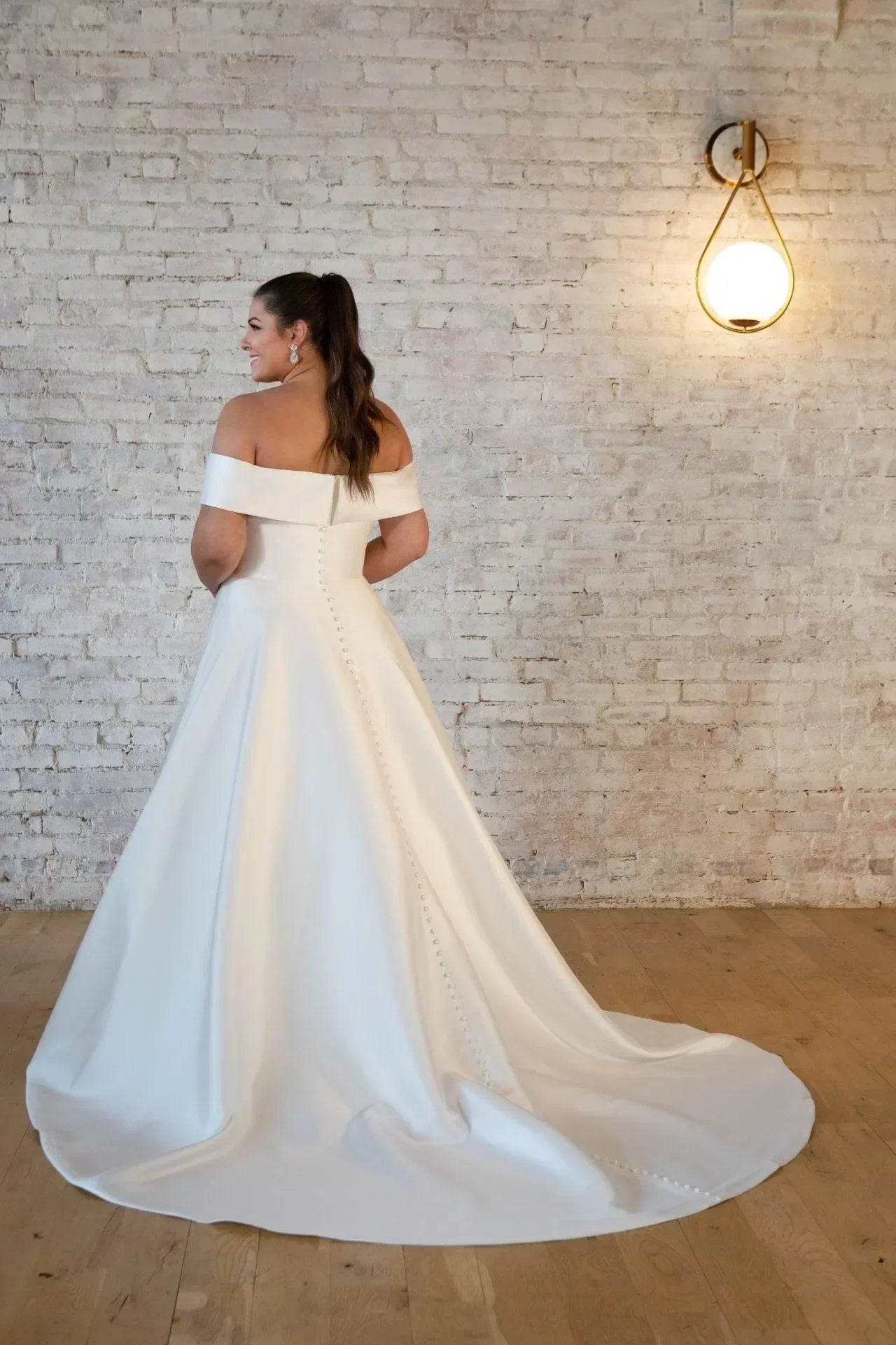 Hampton - White Lily Couture