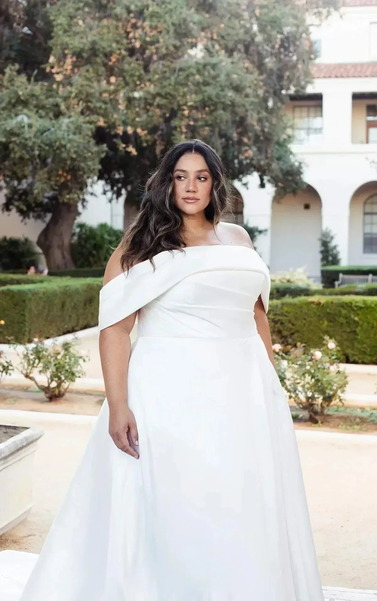 Diana - White Lily Couture