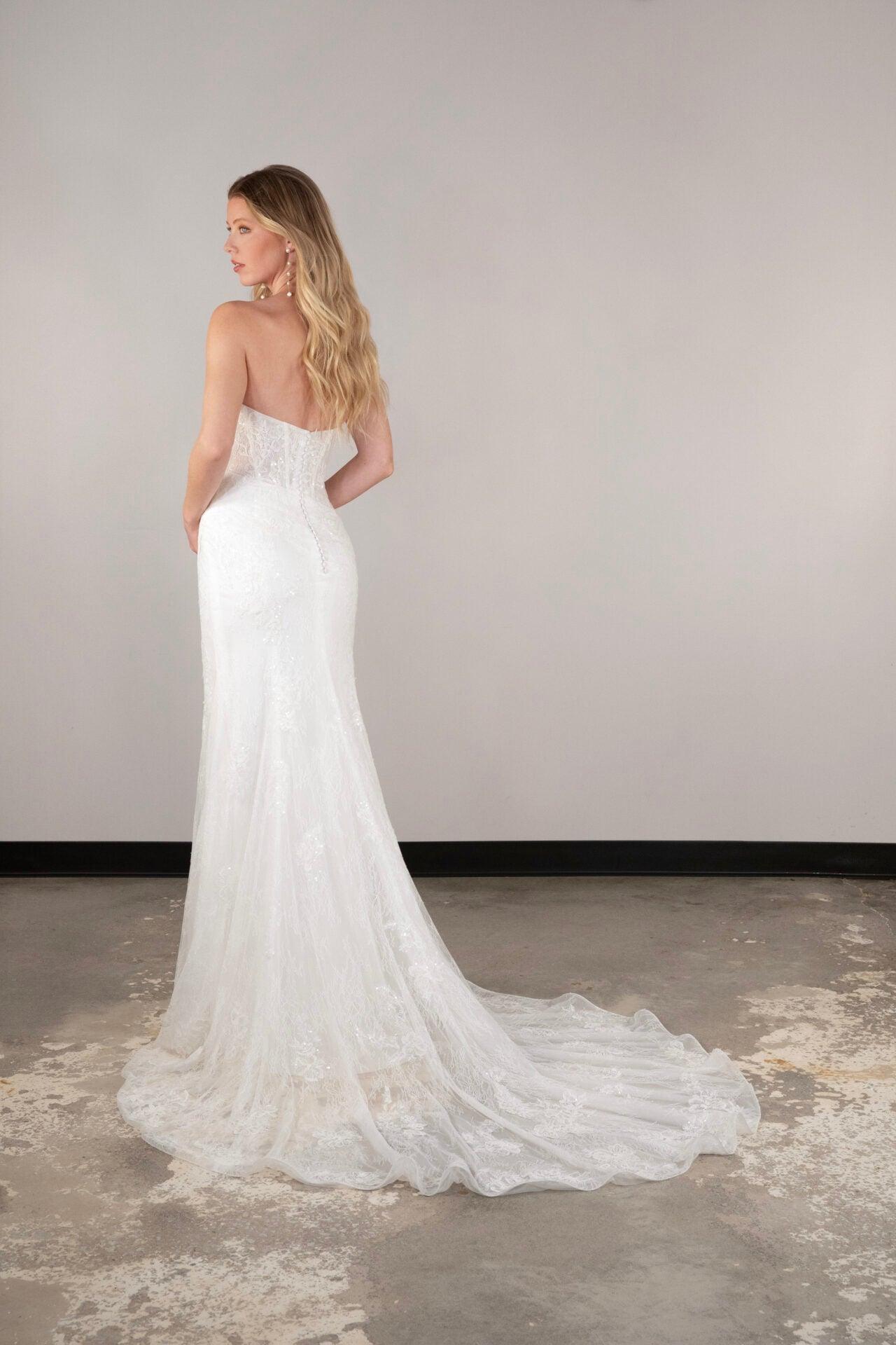 Saylor | Size 16