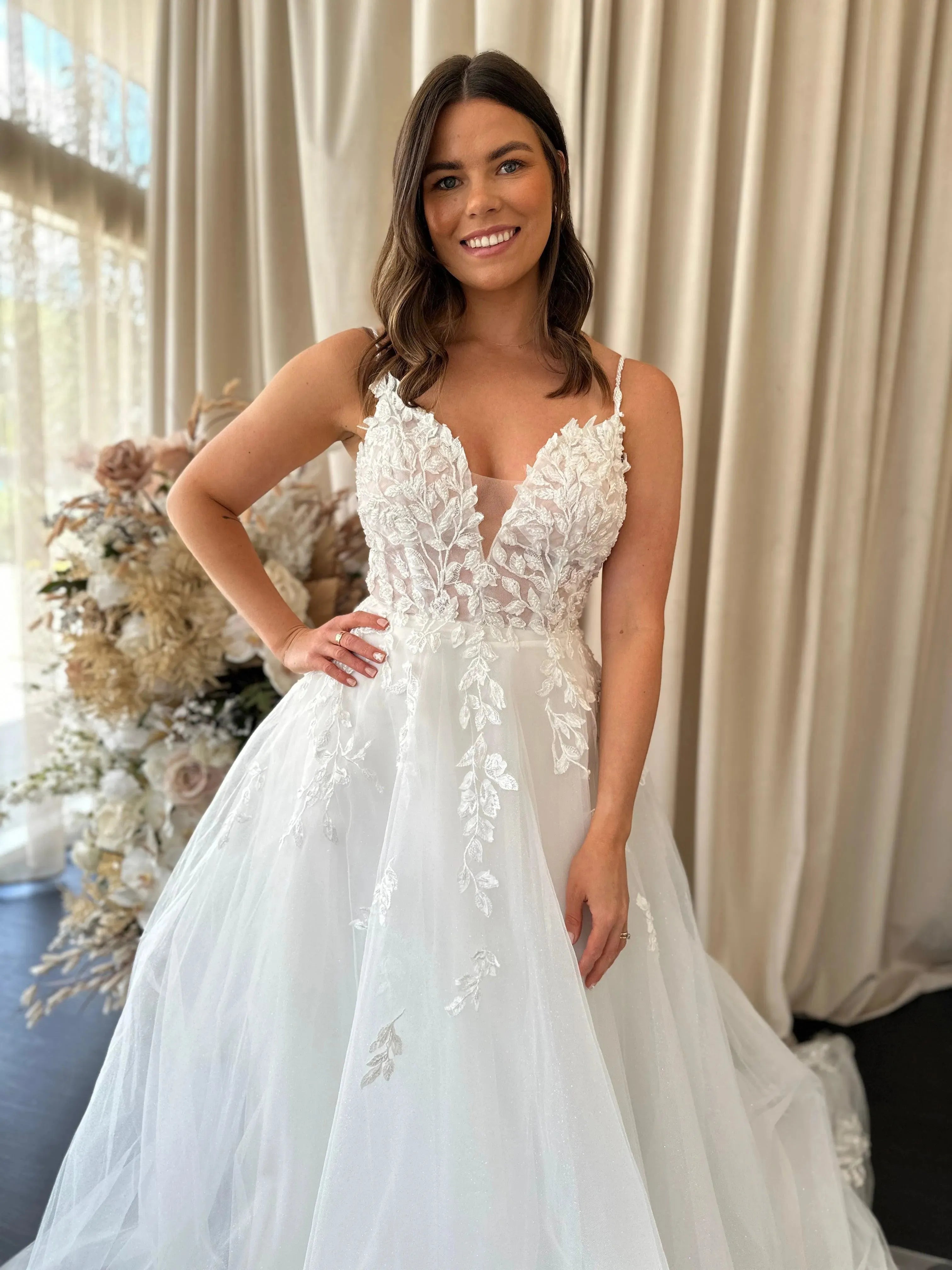 Amora | Sizes 18 & 24