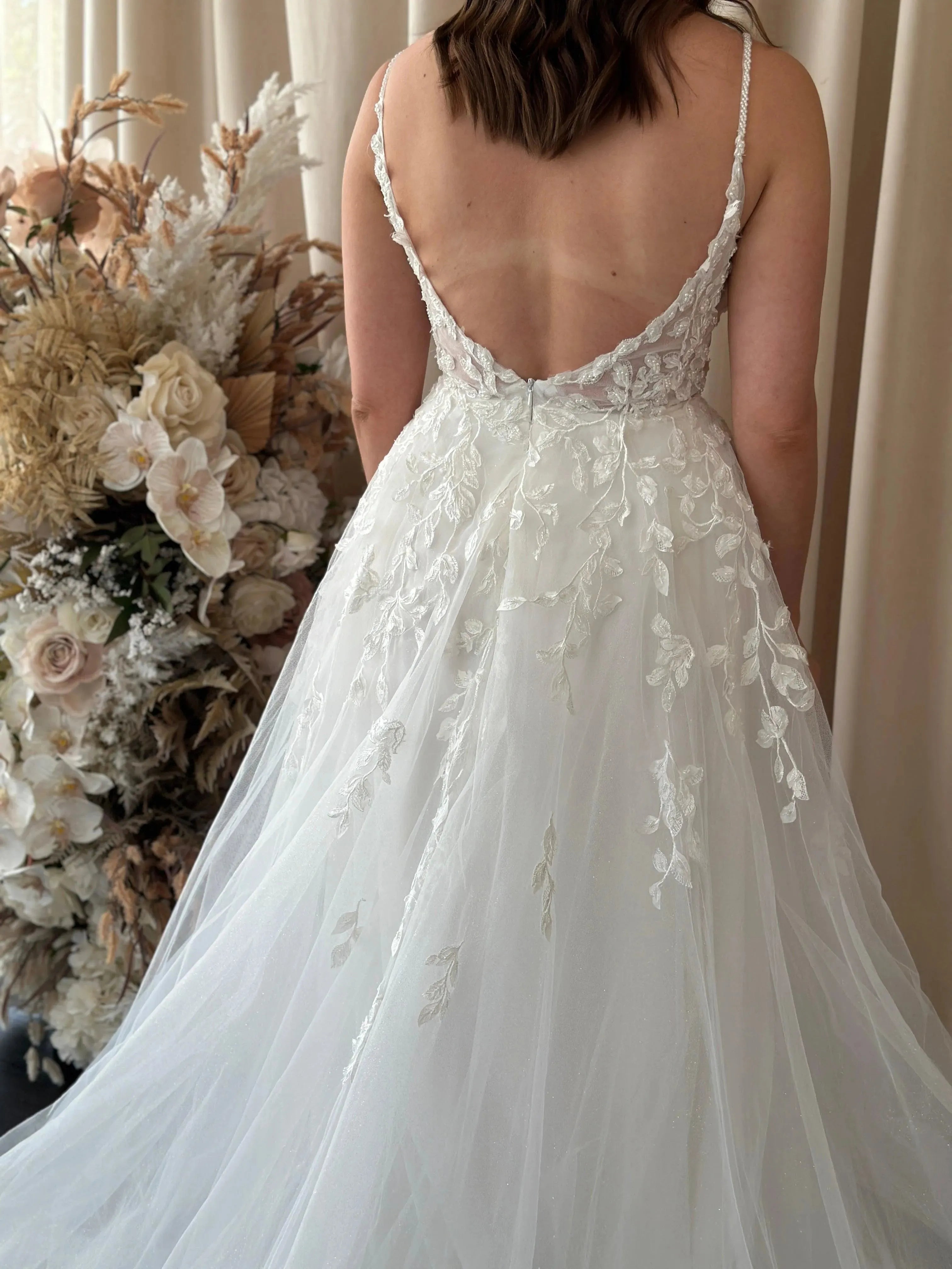 Amora | Sizes 18 & 24