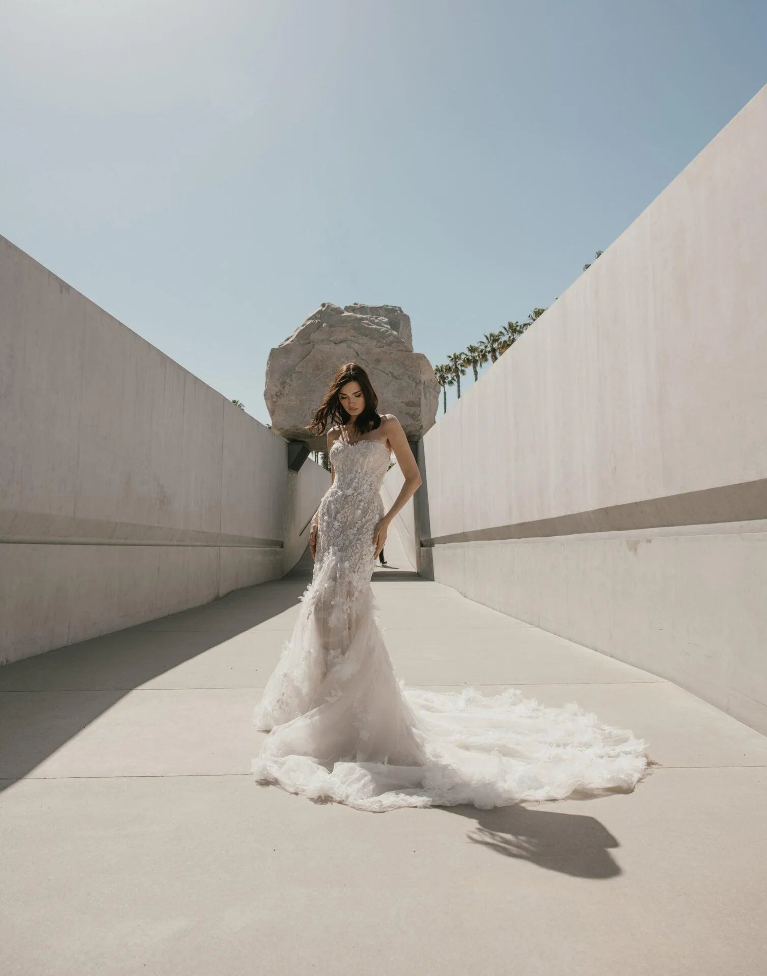 Alabaster | Size 14
