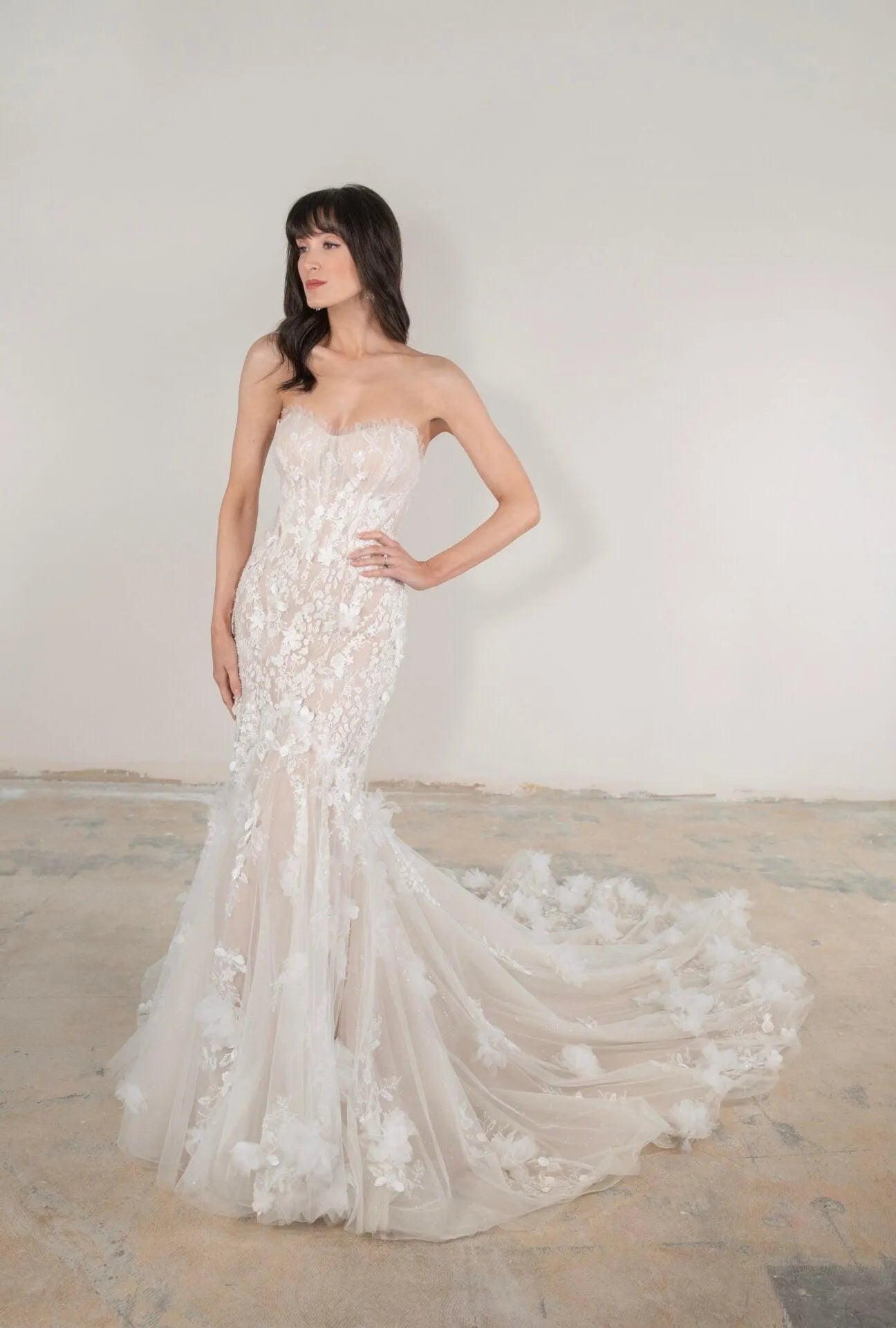 Alabaster | Size 14