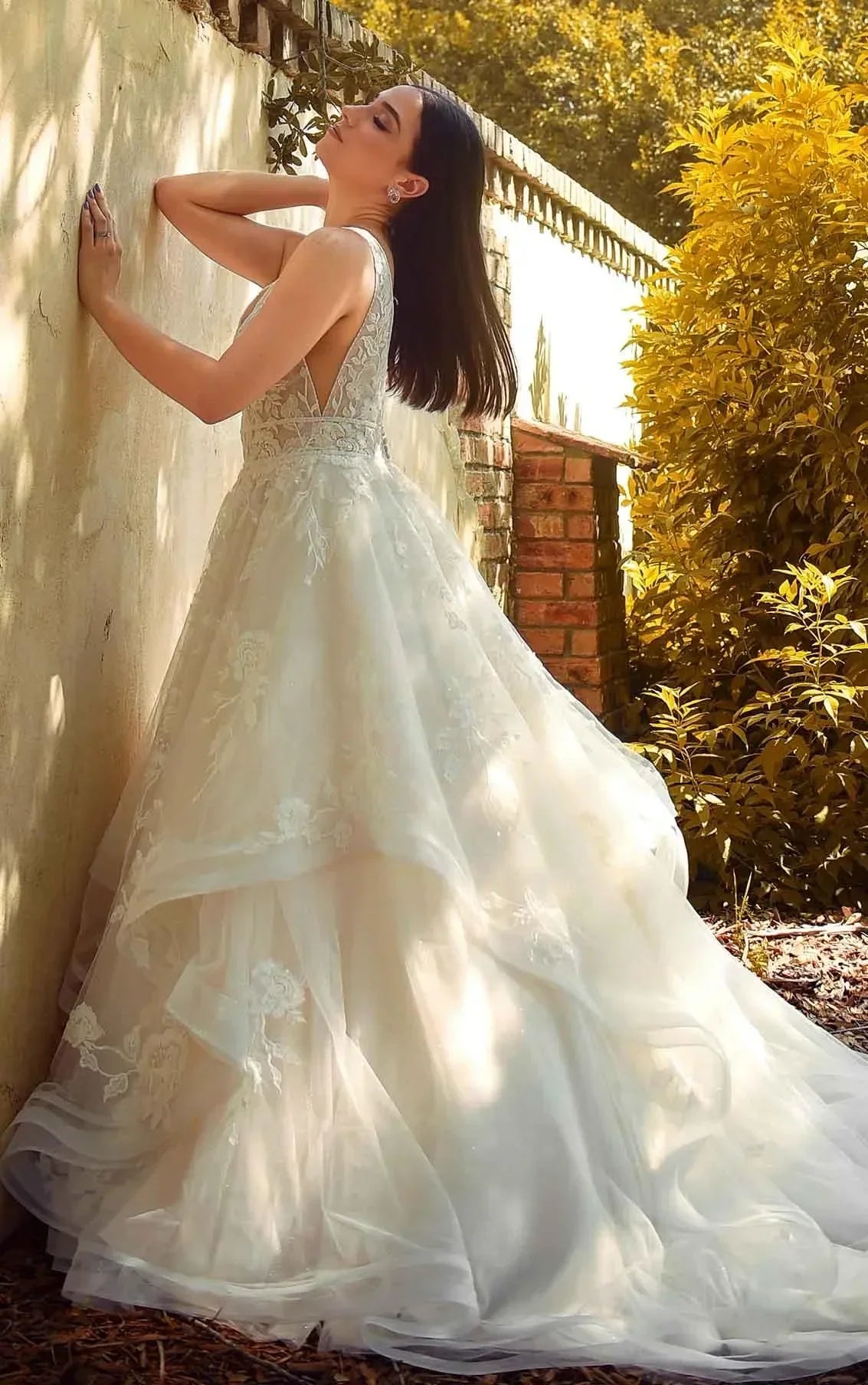 Mindy - White Lily Couture