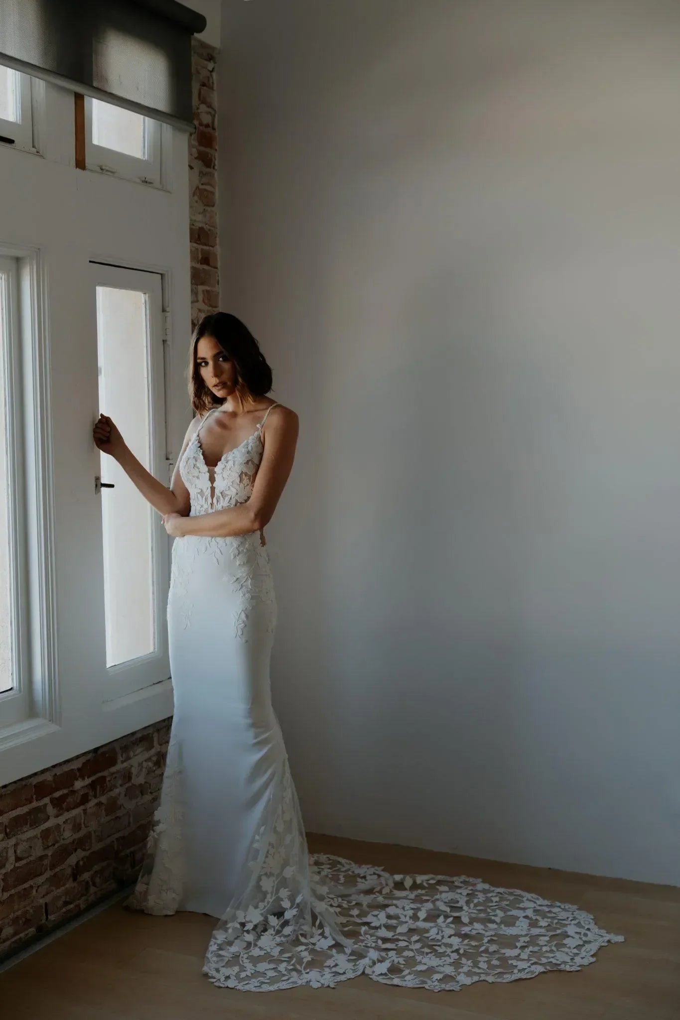 Oliviana - White Lily Couture