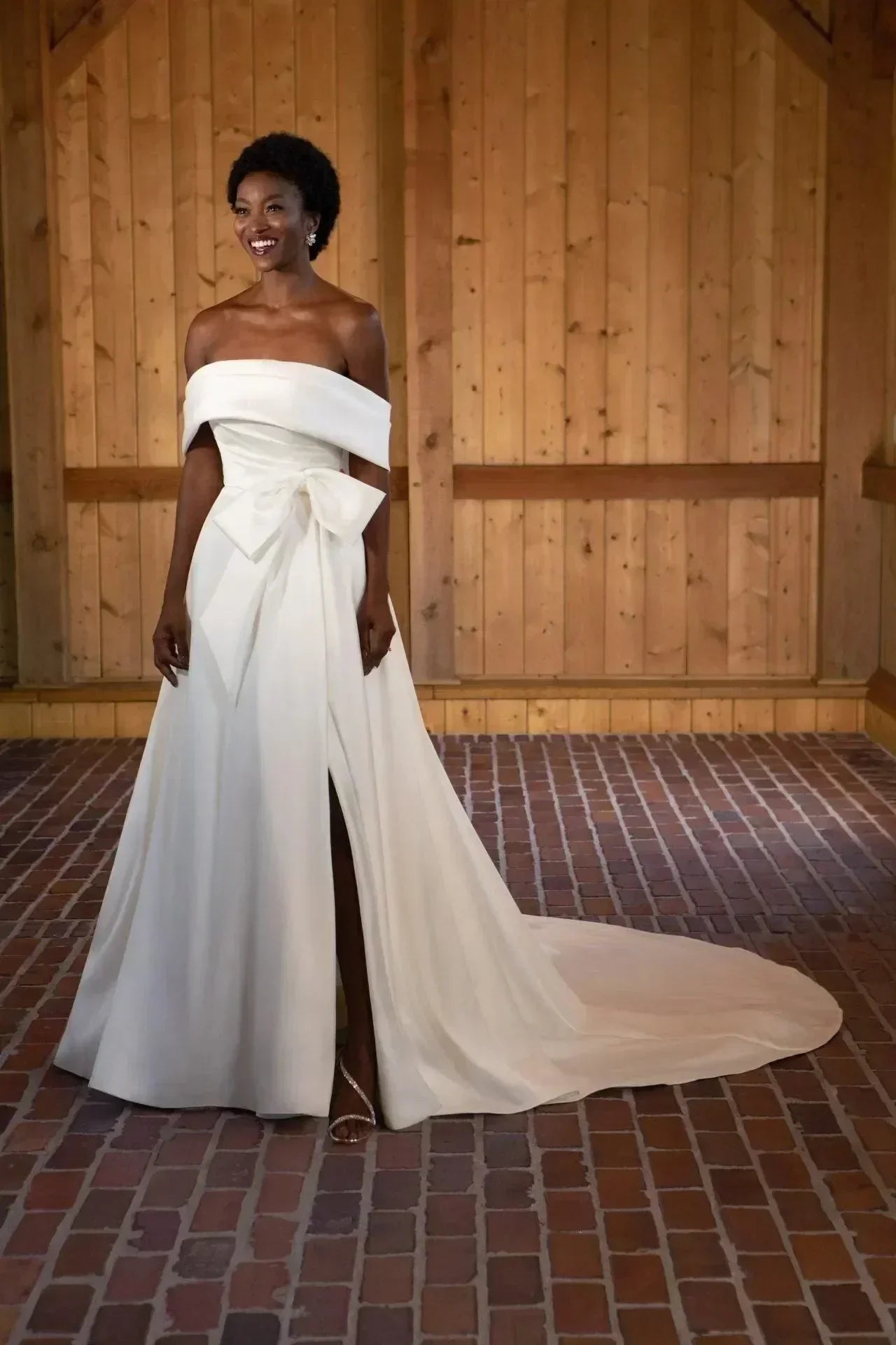Diana - White Lily Couture