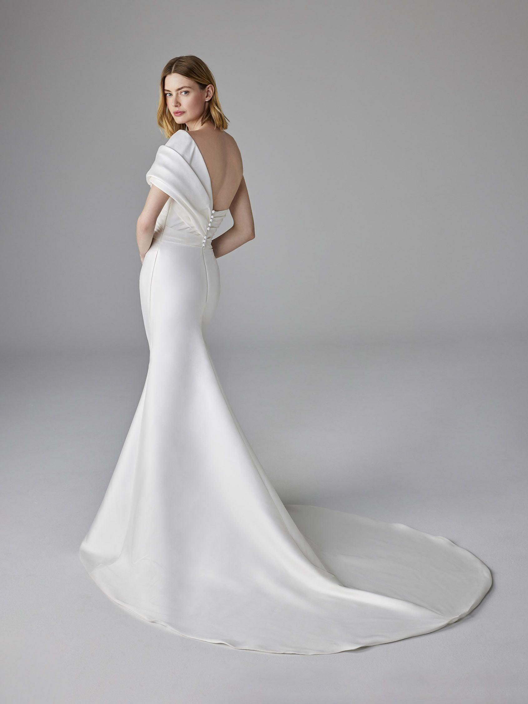 Etiennes | Size 18