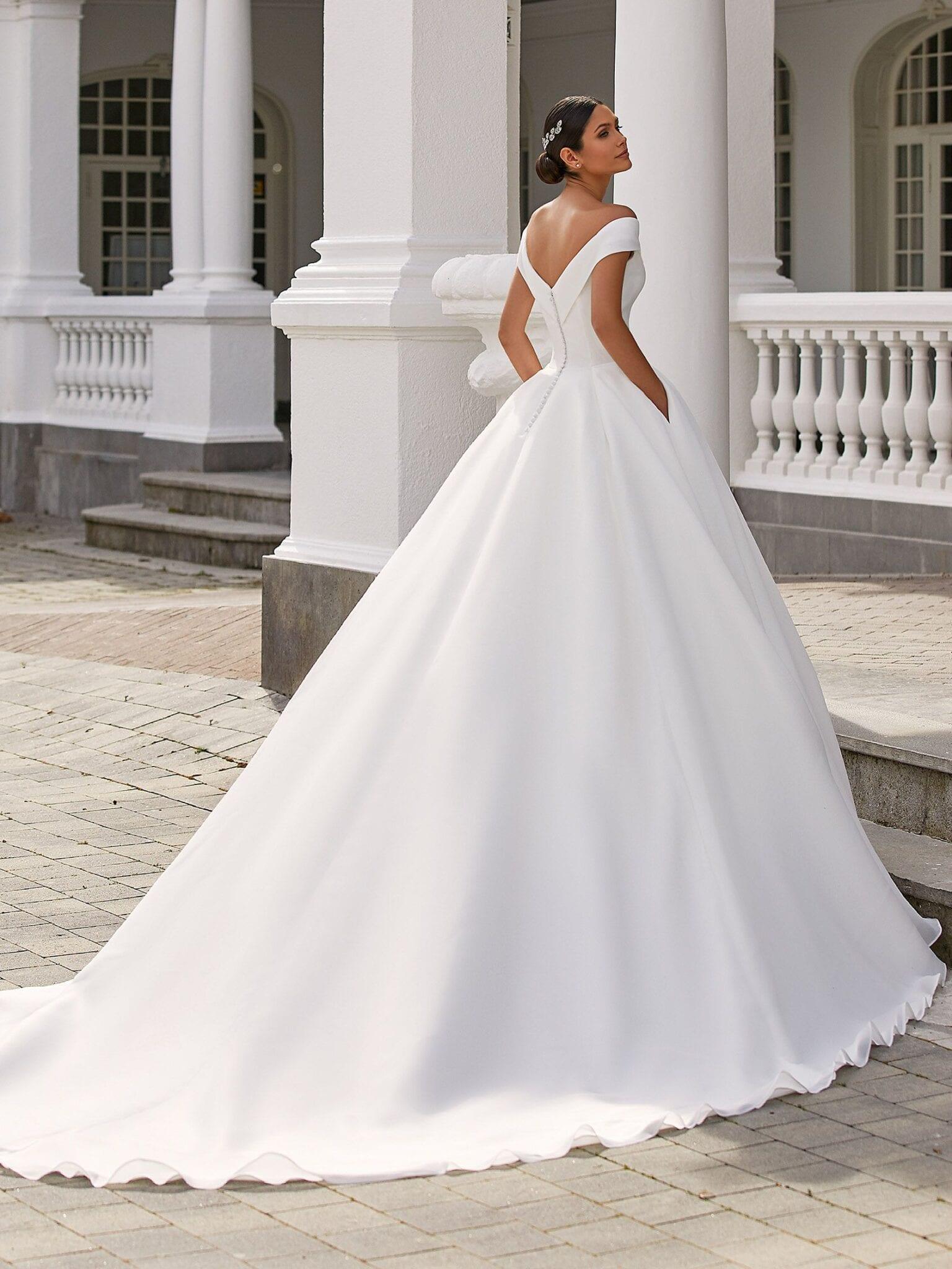Farrah - White Lily Couture
