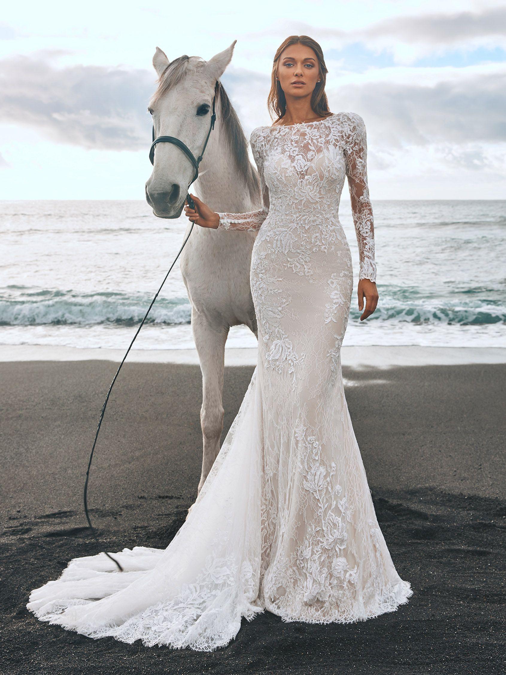 White Ball Gown Tulle Sweetheart Sparkly Corset Wedding Dress With Crystal