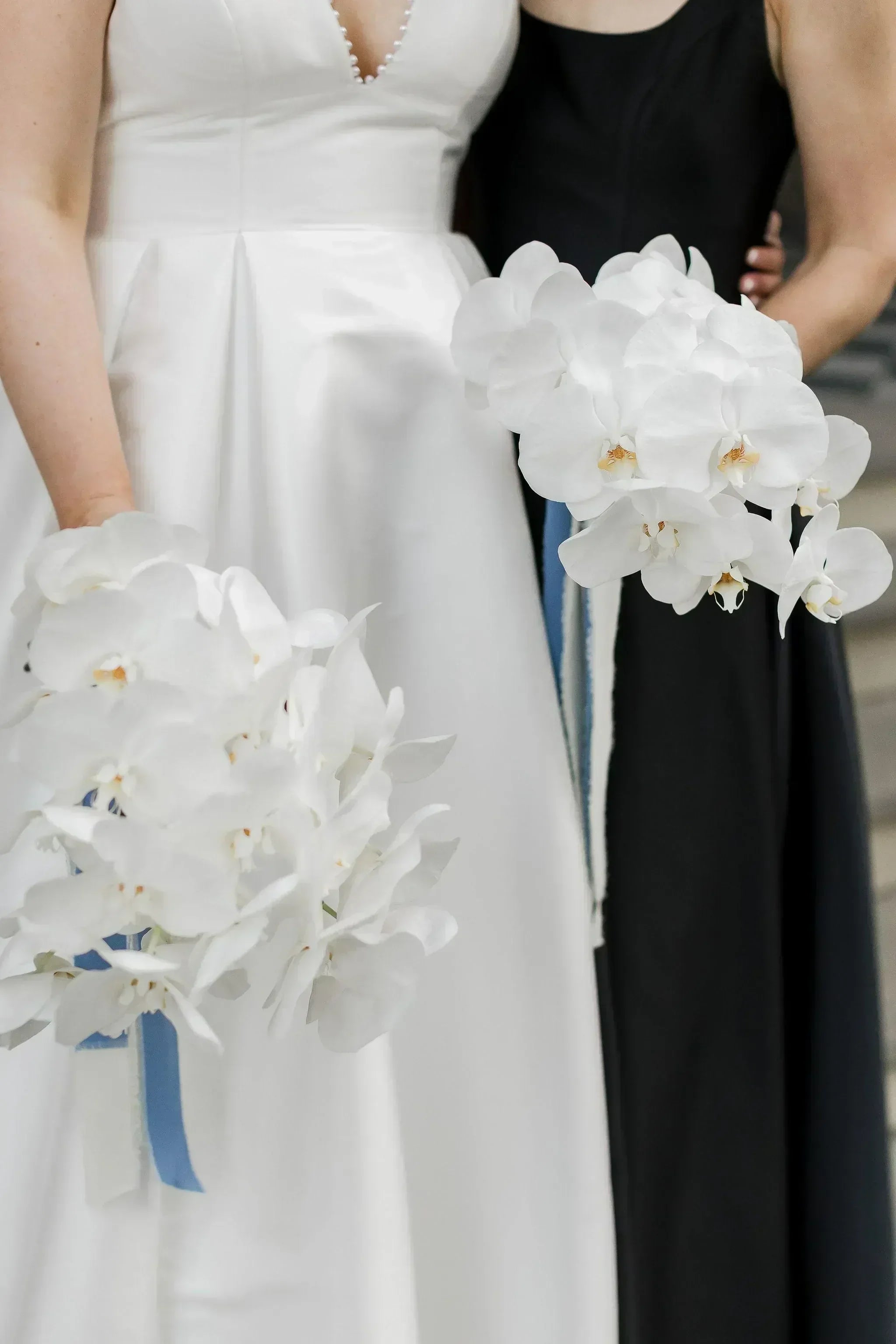 white lily mikado Lauretta | Nicole Milano