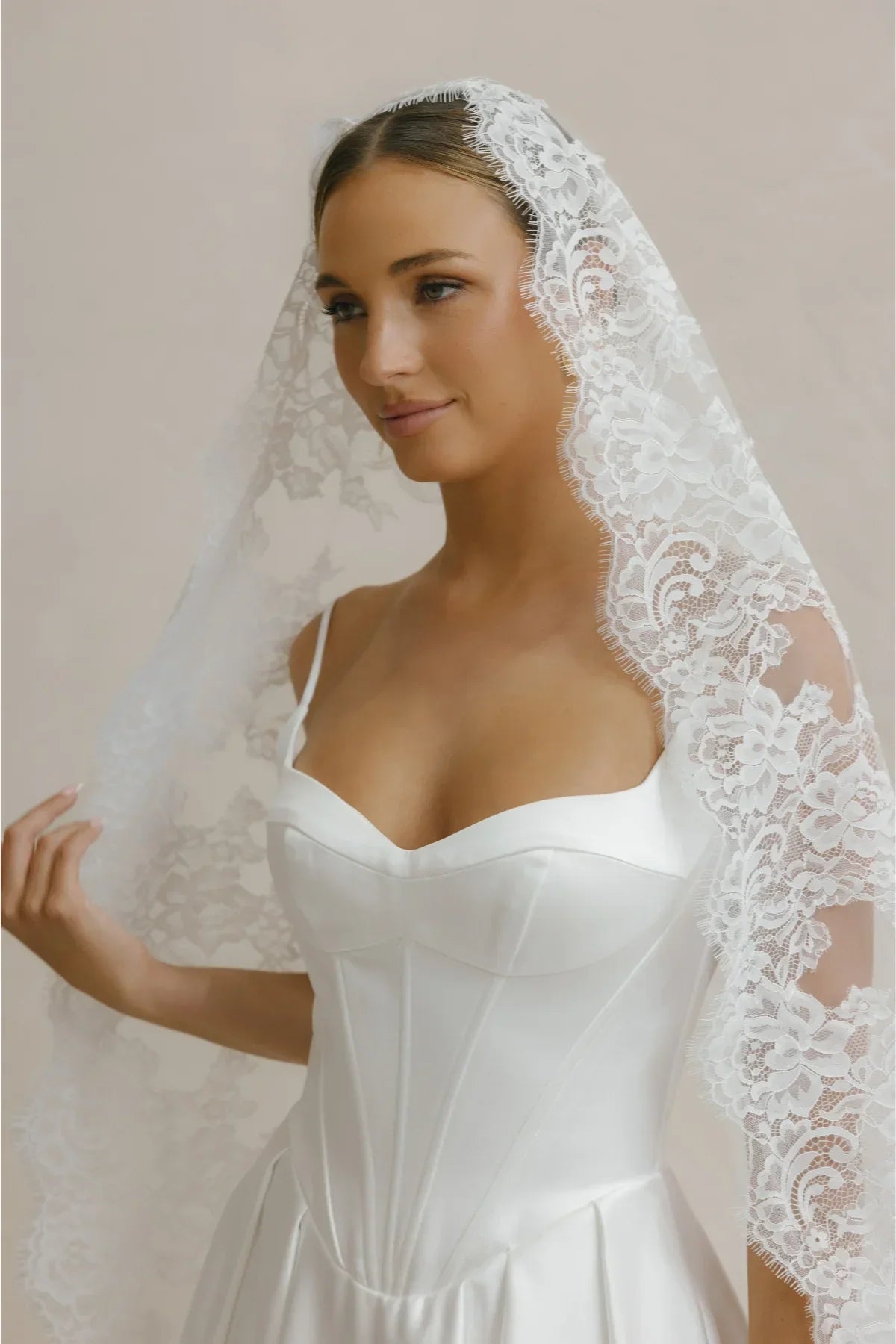 White Lily Couture — photo 9 of 18