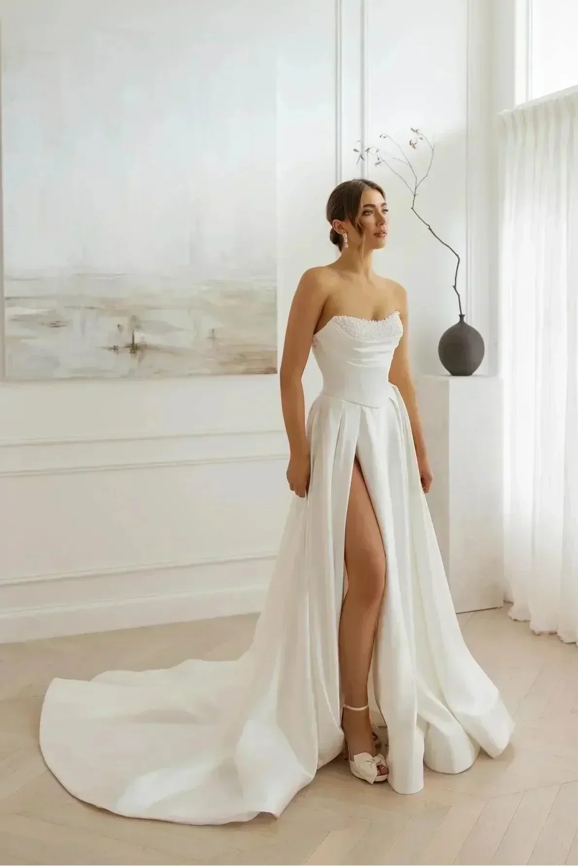 Emily – White Lily Couture