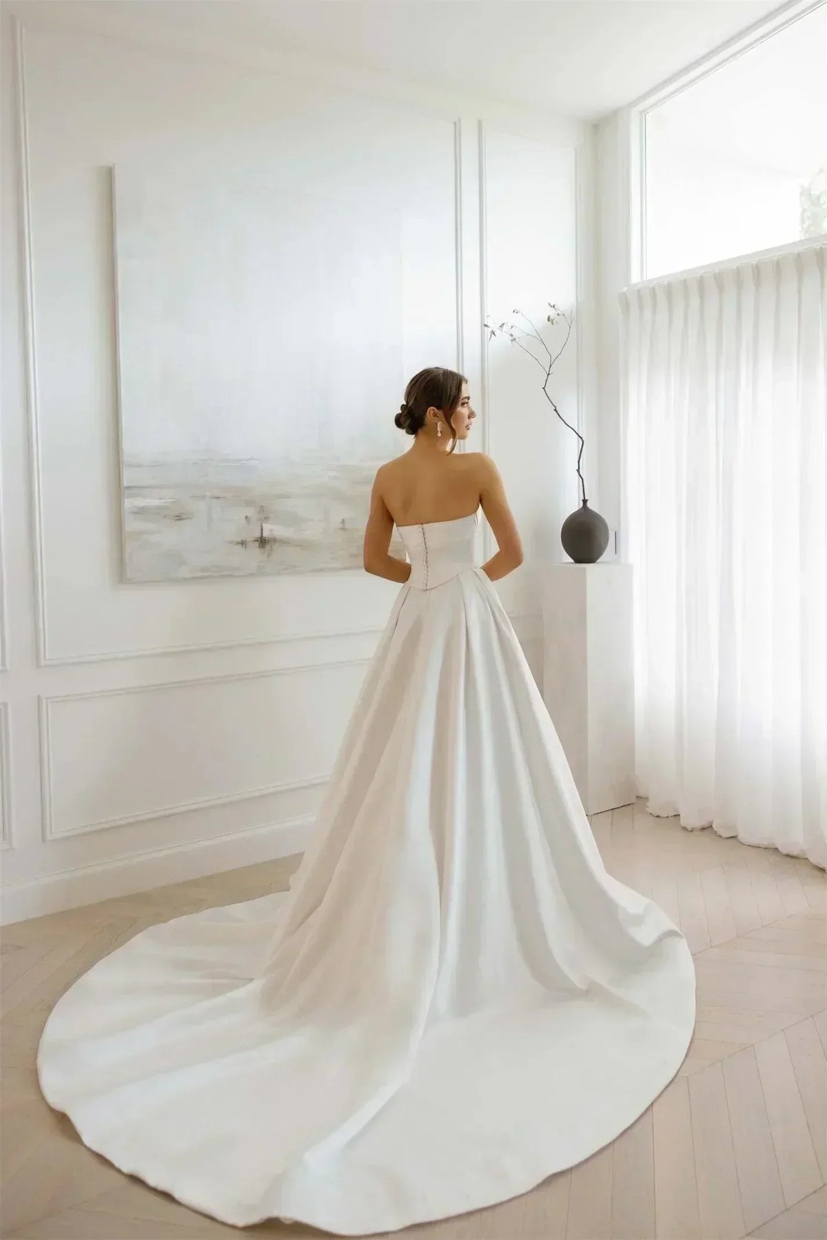 Emily Withe Emily – White Lily Couture