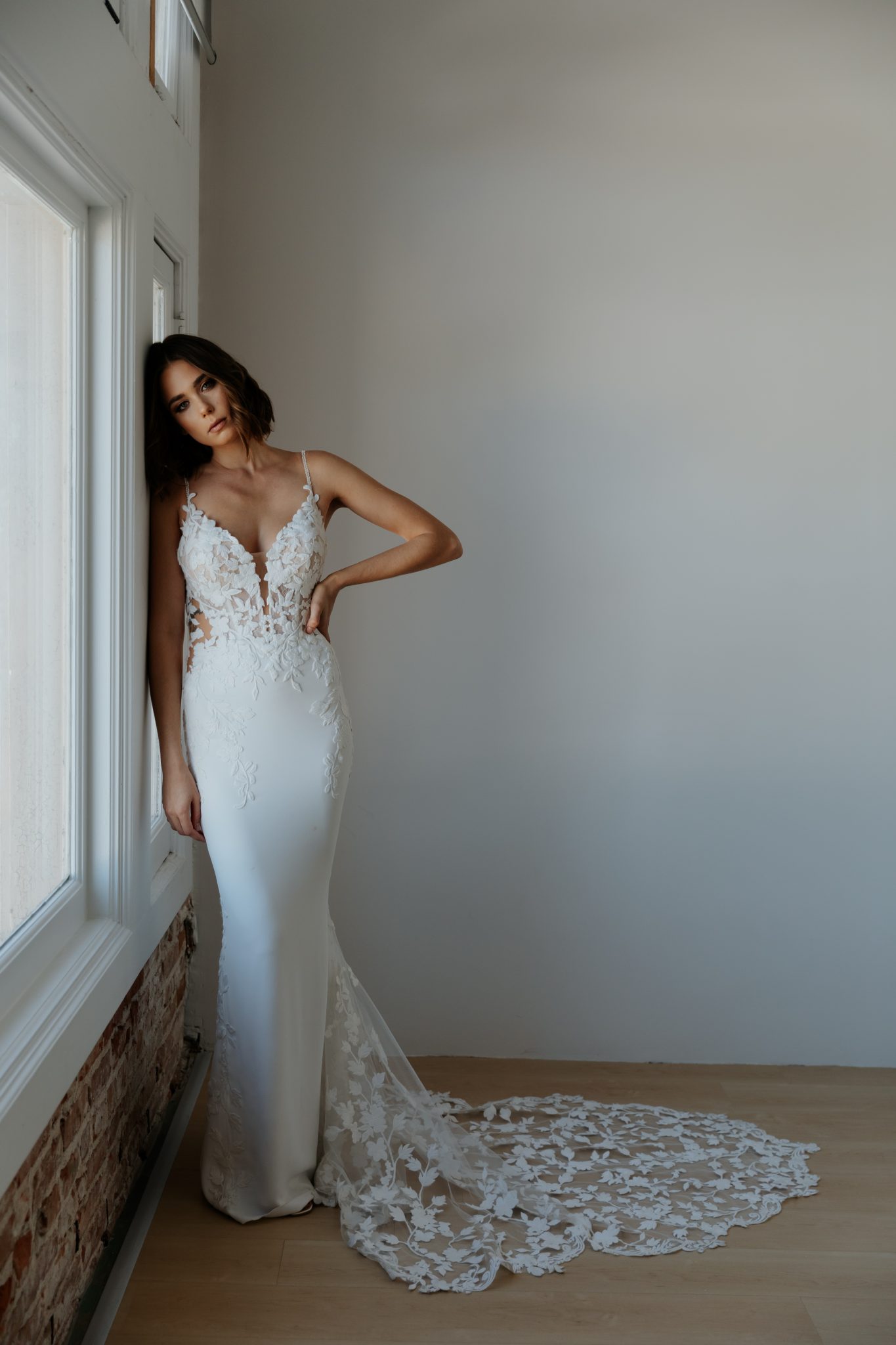 Oliviana - White Lily Couture