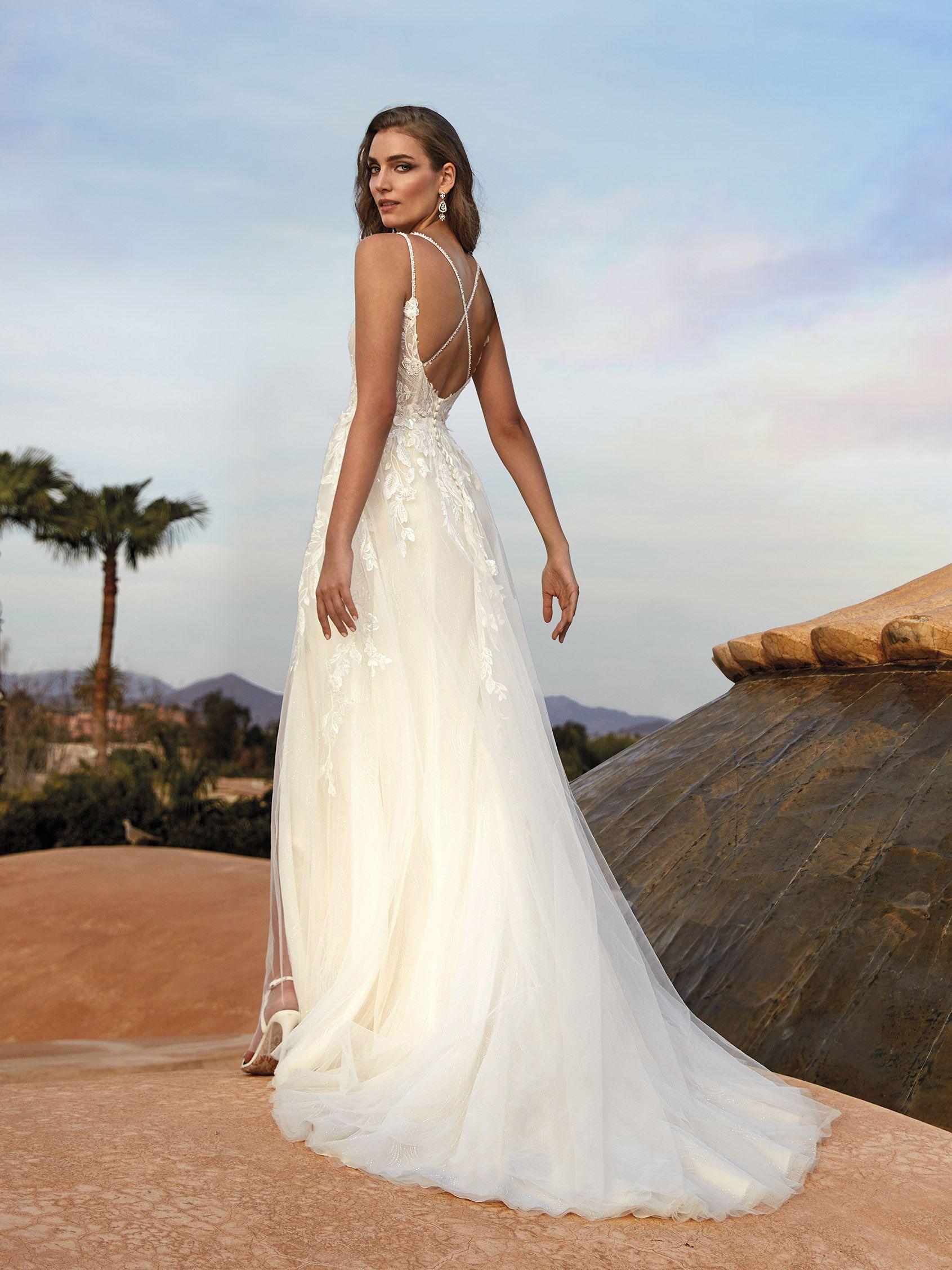 Kansai Size 14 White Lily Couture