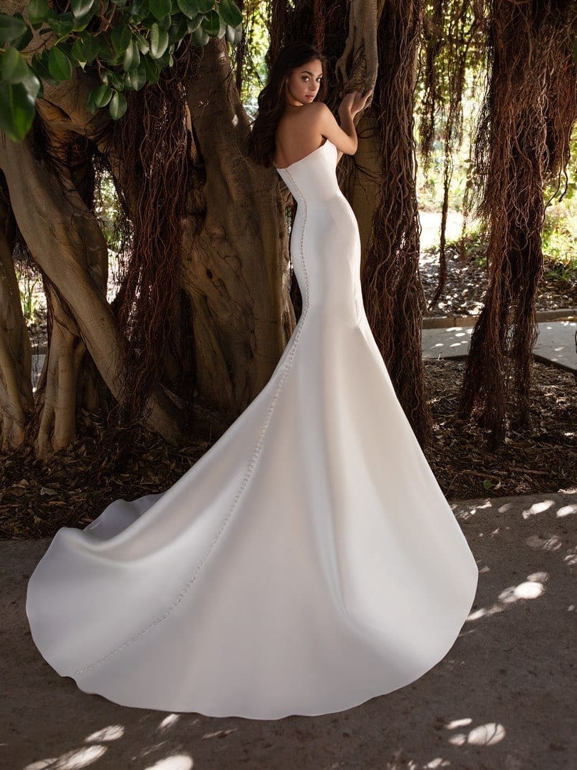 Oberon - White Lily Couture